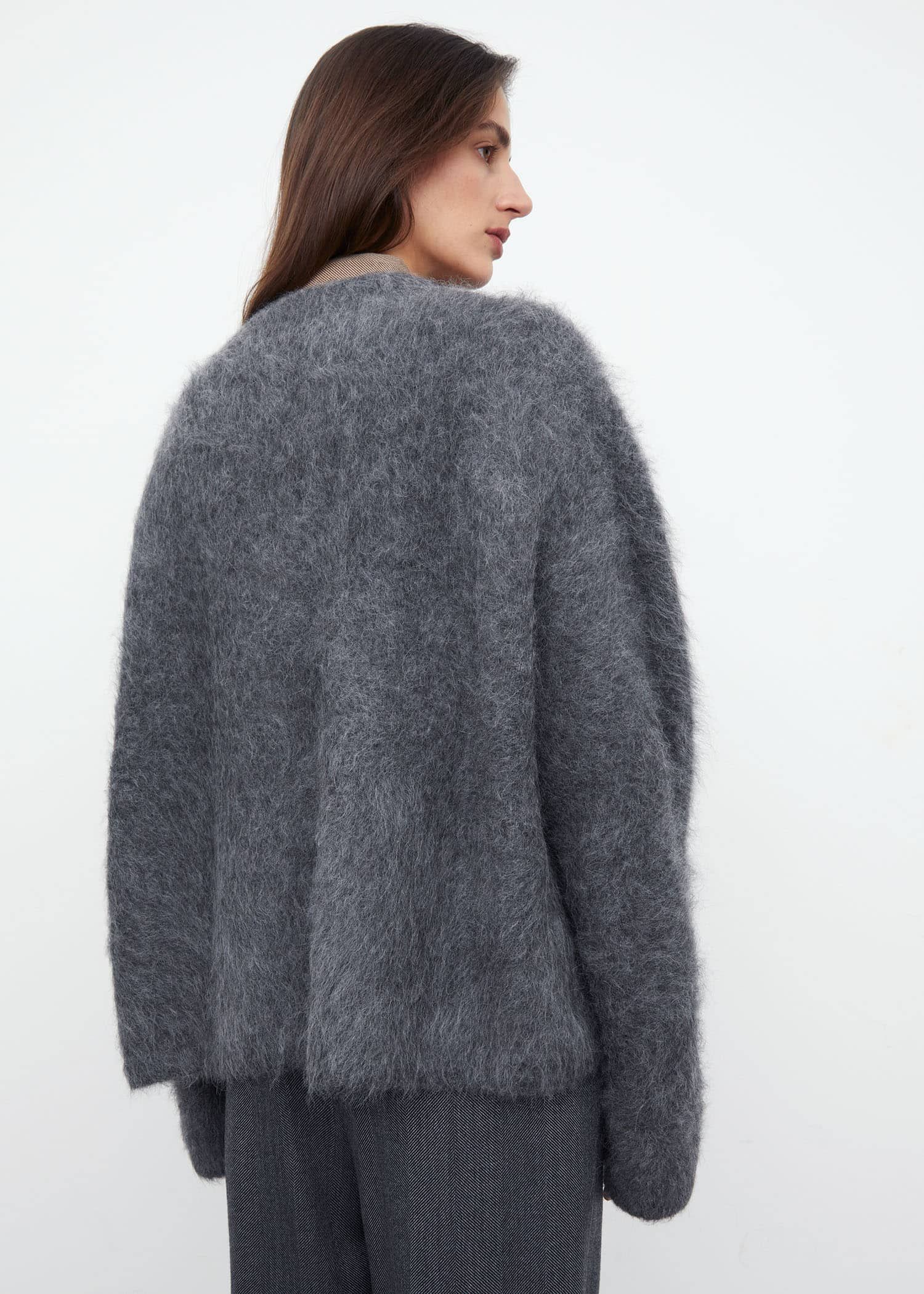 toteme 21aw 奶油色/灰色/黑色圆领羊驼毛宽松毛衣