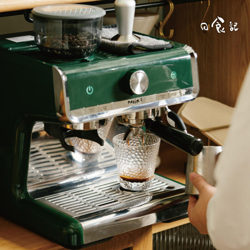 非凡配置 纵享咖啡 马赛 双锅炉半自动意式咖啡机mka74 墨绿色