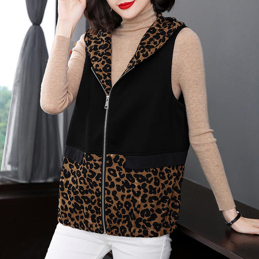 YY  2556无袖拉链开衫马甲豹纹拼接POLO领 商品图3