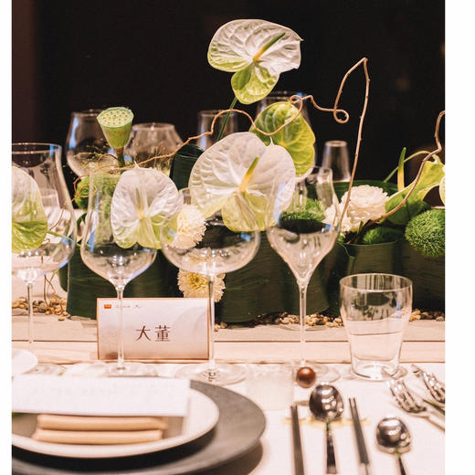 《绿野仙踪》绿色系西餐桌花设计 商品图1