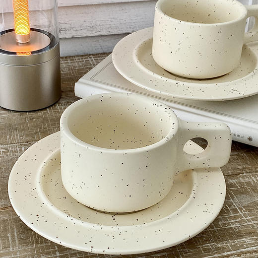 泼墨粗陶手工杯 · 艺术家居 单只 商品图0