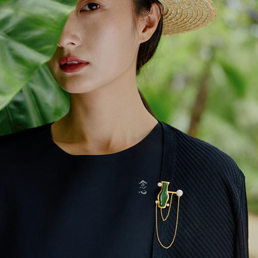 胸针 | 和田碧玉花瓶珍珠胸针 商品图2