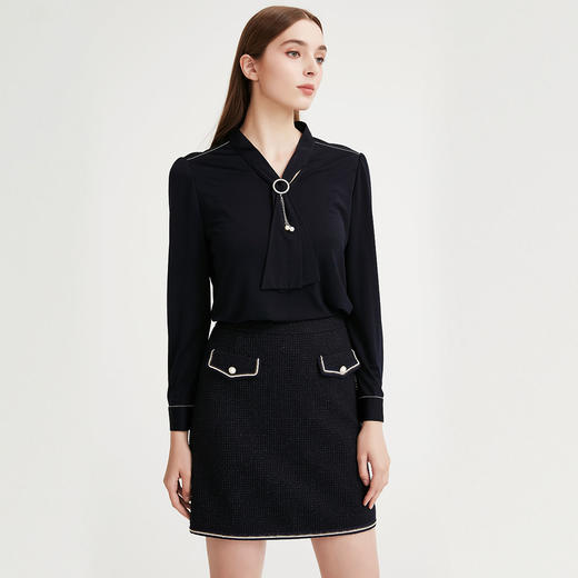 蓝地	钻环飘带套头衫BLVQN536000 商品图0