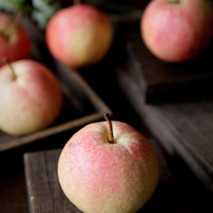 【京津冀包邮】佛见喜梨7斤装左右 约12个 酥脆香甜多汁,果肉细腻