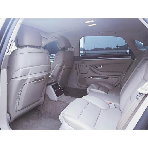 奥迪 A8L 3.2 FSI 豪华型【长租-北京】 商品图6