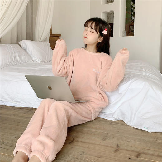 「仙女暖暖衣」拒绝臃肿，升温8℃！日系绵绵珊瑚绒套装家居睡衣冬季保暖抗寒双面柔绒 商品图1