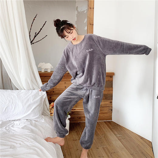 「仙女暖暖衣」拒绝臃肿，升温8℃！日系绵绵珊瑚绒套装家居睡衣冬季保暖抗寒双面柔绒 商品图0