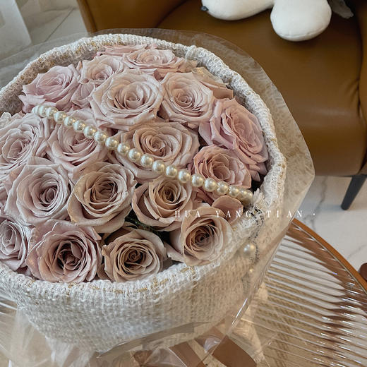 CHANEL系列  玫瑰香奶奶 · 花束 商品图1