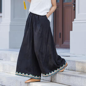 2021柔软舒适提花脚口绣花宽松阔腿裤休闲裤U210433