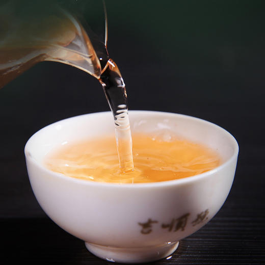 【非卖品勿拍】吉顺号云南月光白茶饼100g/饼 商品图1