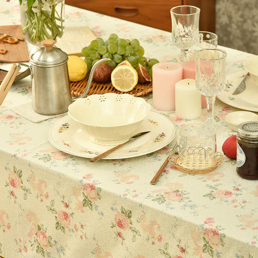 复古蔷薇轻奢风布艺餐厅桌布 商品图1