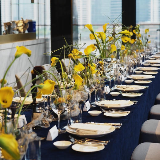 《形》马蹄莲西餐桌花设计 商品图0