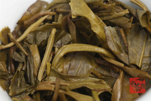 匠心拼配 蜜香馥郁 | 中茶 “八八青”饼（2020） 商品图13