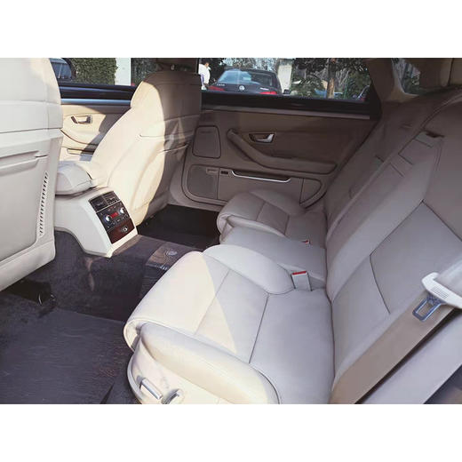 奥迪 A8L 2.8 FSI 标准型 【长租-北京】 商品图8