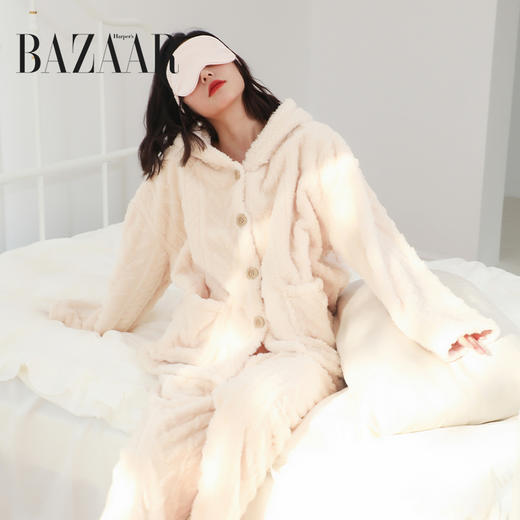 【柔软顺滑 舒适保暖】BAZAAR芭莎雕花暖绒套装◆ 商品图2