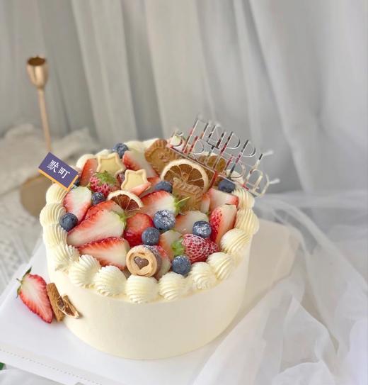 丹东草莓焦糖饼干水果造型蛋糕 商品图1