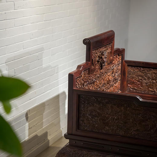 紫檀彭牙鼓腿带托泥满雕云龙纹三屏风大宝座（附脚踏） 商品图4