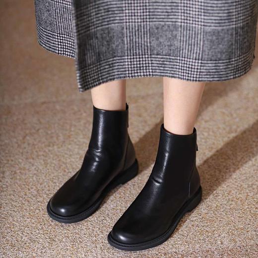 西村名物2021年秋冬新款经典百搭女短靴切尔西女靴时装靴圆头裸靴T21DS44261 商品图3