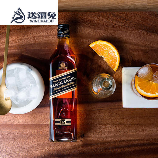 尊尼获加（Johnnie Walker）威士忌 黑方 黑牌 调配型苏格兰威士忌 700ml 商品图1