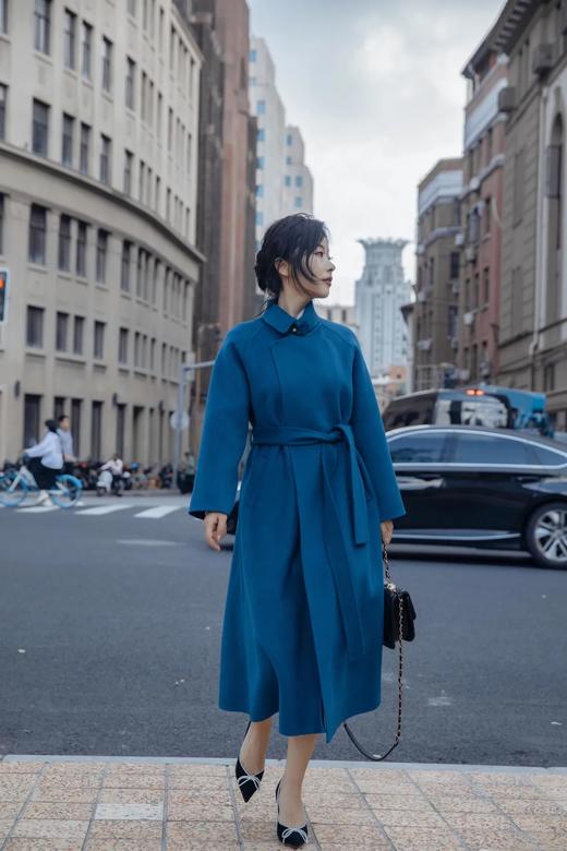 【断码特惠不退换】法式浅口水钻蝴蝶鞋高跟鞋丨鞋头鞋跟头层丝绒牛皮一气呵成 典雅镐级  鞋面精致水钻蝴蝶结设计 减龄时尚 经典不过时 鞋身水钻点缀  优雅气质羊皮垫脚 8cm鞋跟 脚感4公分 商品图11