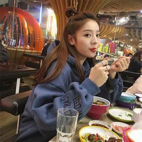 【秋冬ins减龄超飒卫衣，男女通用】加绒加厚  oversize版型宽松遮肉，保暖同时不显臃肿，面料软糯亲肤