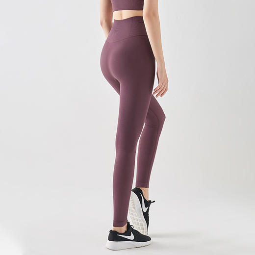 【139元任选3件】跃牌2021秋冬裸感无缝蜜桃提臀瑜伽健身九分裤MLKZ0490（云仓）（清仓产品，不可调换和退款） 商品图0