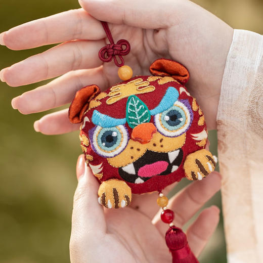 【瑞兽纳福】虎虎生威/双龙香囊系列—刺绣挂件材料包 商品图2