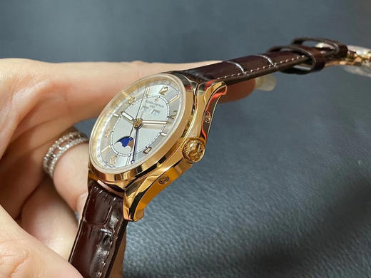 MX厚积薄发 真“芯”力作——【VC江诗丹顿伍陆之型—FIFTYSIX全日历系列】腕表 商品图5