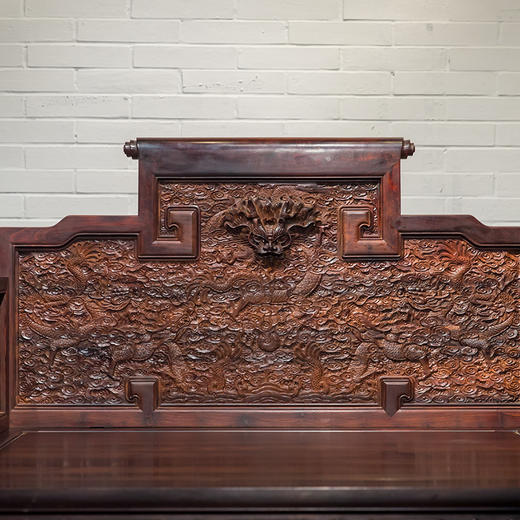 紫檀彭牙鼓腿带托泥满雕云龙纹三屏风大宝座（附脚踏） 商品图1