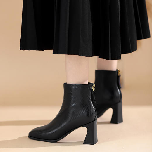 西村名物2021年秋冬新款皮面显瘦增高时装靴气质短靴女T21DS45011 商品图2