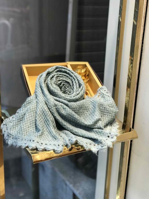 优品堂《东方之珠》拉毛双面围巾披肩两用 商品图4