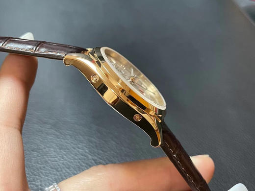 MX厚积薄发 真“芯”力作——【VC江诗丹顿伍陆之型—FIFTYSIX全日历系列】腕表 商品图4