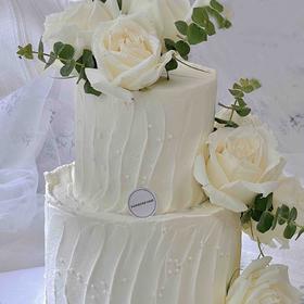 双层蛋糕拍这里。（配蜡烛，夹心和款式请备注留言）毕业季蛋糕。