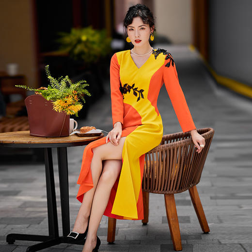 1202060 烟岚云秀 高端TR厚斜纹连衣裙 雾境 商品图1