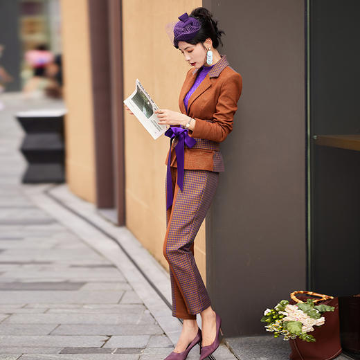 1202001 复古情怀 精纺格纹料外套 雾境 商品图3