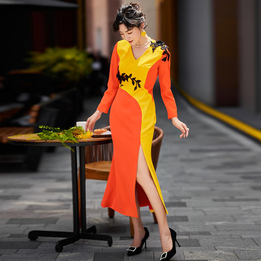 1202060 烟岚云秀 高端TR厚斜纹连衣裙 雾境 商品图2