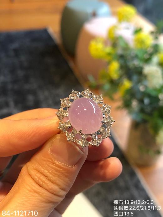 [玫瑰]新品～紫罗兰蛋面戒指，仙女必备的粉紫罗兰，高冰种光感水润感都很美，[害羞]新元素蒲公英花开设计仙气飘飘哦，定33999[愉快][愉快]【84-1121710】 商品图1