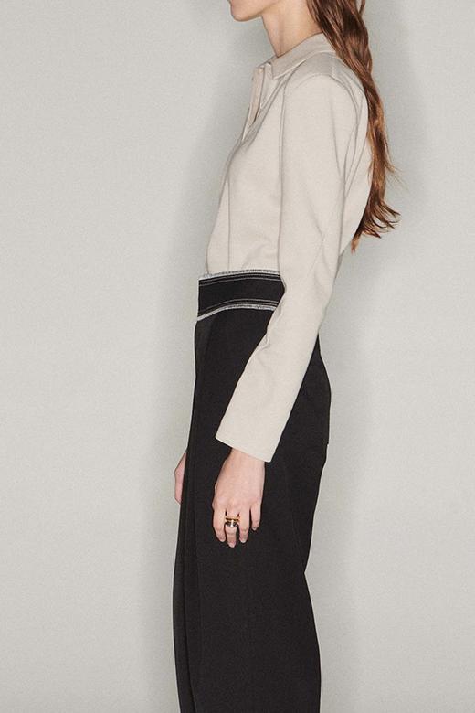 Viktoria Chan | AW2136 Dana marked shoulder polo   [polo上衣 黑/白/米] 商品图6
