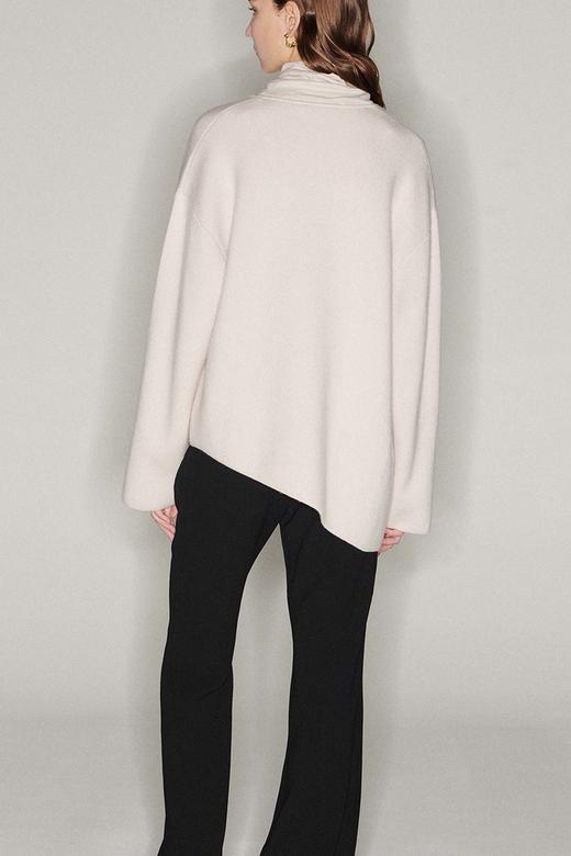 Viktoria Chan | AW2117 Jill V neck wool knit [羊绒羊毛上衣 黑/米] 商品图3