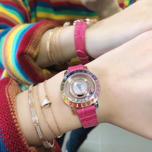 新款萧邦彩虹钻 女士腕表
瑞士石英机芯 商品图0
