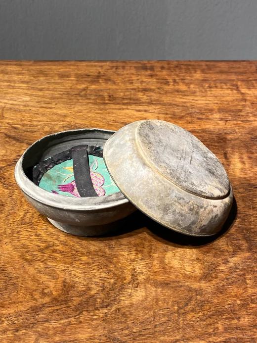锡质圆饼式老朴粉盒，顺丰包邮 商品图3