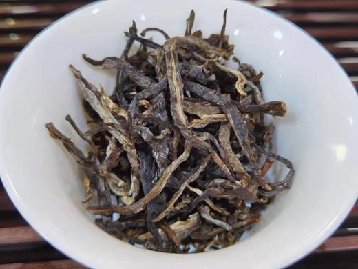 2021春老曼峨古树青饼 商品图4