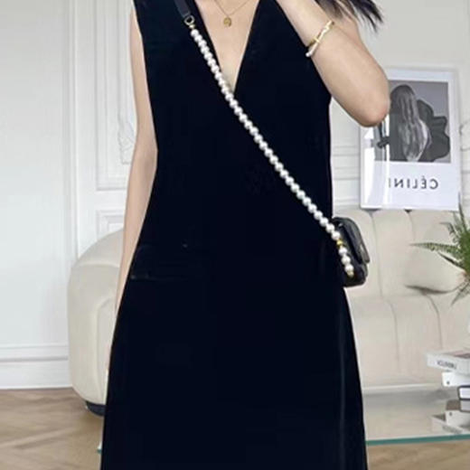 丁摩 真丝绒连衣裙女春秋新款欧货V领高贵洋气金丝绒a字背心裙Q121201 商品图1