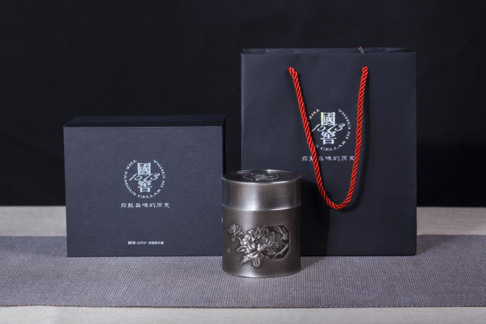 【赠品 泸州老窖形象店】茶叶罐