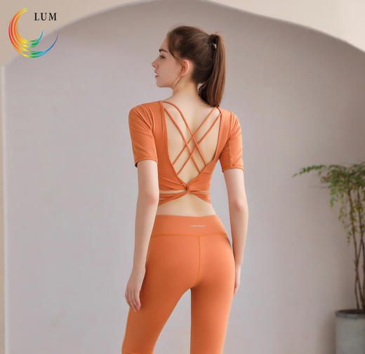 LUM39868露檬新款瑜伽服短袖双面磨毛面料（含胸垫） 商品图9
