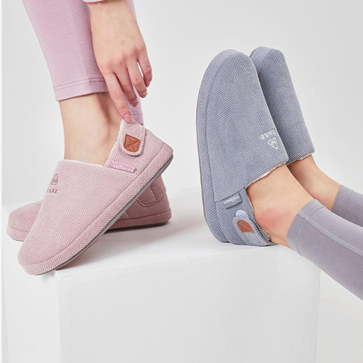 【已下架】巨防滑巨舒服的拖鞋‼️ 可机洗 不变形‼ KENROLL科柔 包跟居家室内保暖防滑棉拖鞋男女款 [福利品] 商品图1