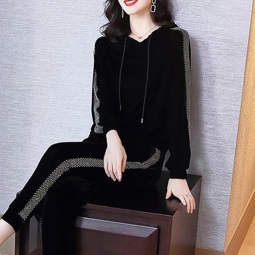 丁摩 休闲时尚套装女春秋黑色连帽卫衣运动洋气显瘦丝绒两件套Q121203 商品图4