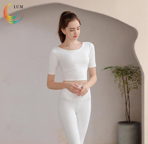 LUM39868露檬新款瑜伽服短袖双面磨毛面料（含胸垫） 商品图2