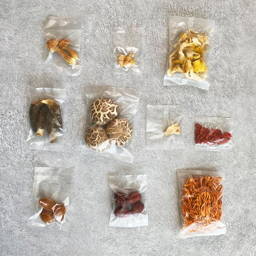 【已下架】春回盏 虫草花姬松茸鲍鱼/虎奶菌花菇响螺/五黑瑶柱响螺汤包*3包 [福利品] 商品图7