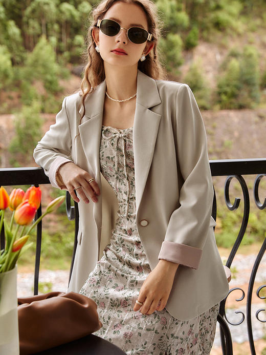 】欧芮儿西装外套女新款2021时尚气质撞色杏色英伦风设计感西服 商品图3